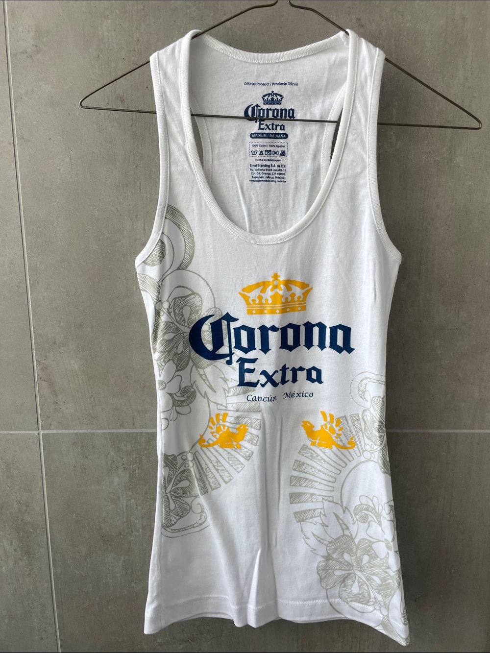 BRAND NEW CORONA MEXICO LOGO SHIRT! Size: Medium. No tags- but never worn!